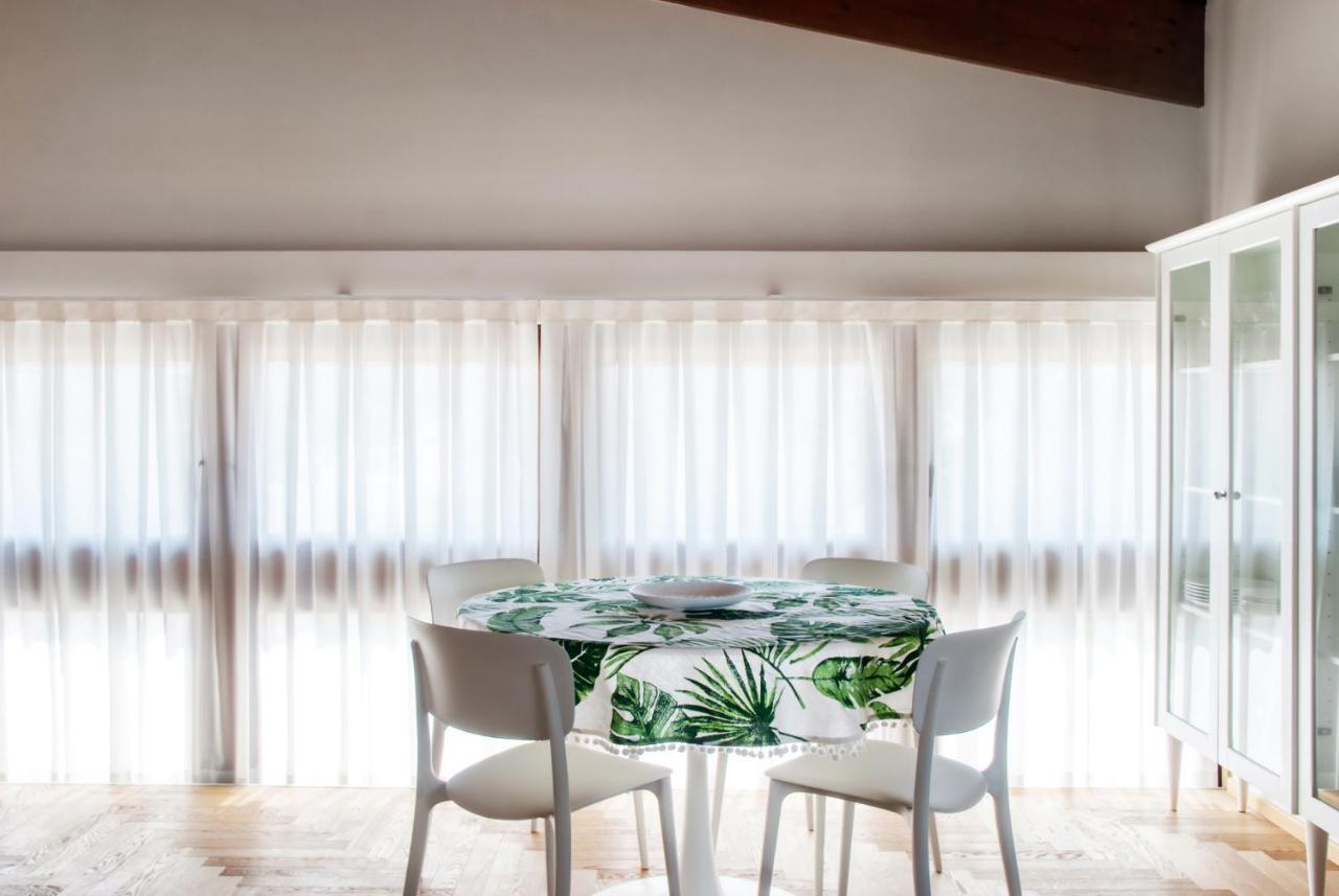 Residenza Puoti Apartman Peschiera del Garda Kültér fotó