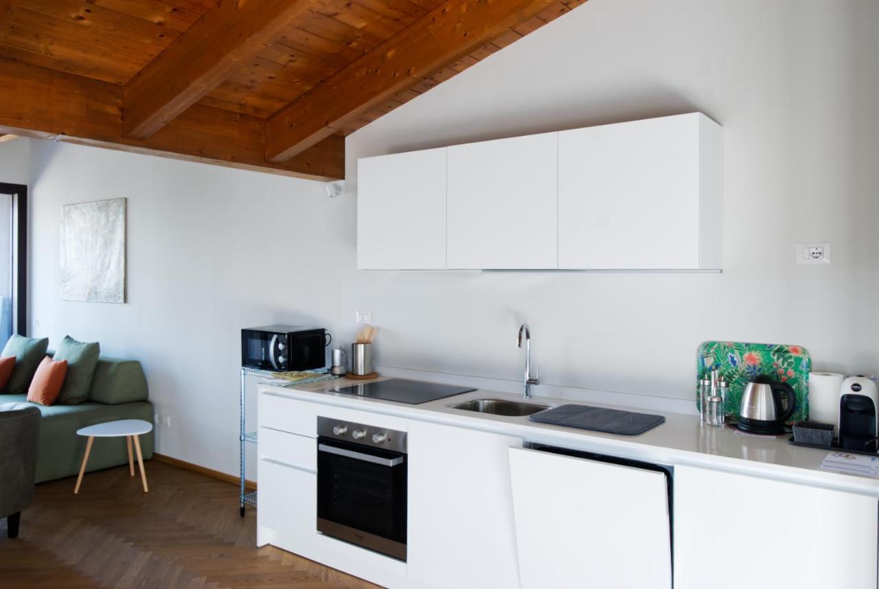 Residenza Puoti Apartman Peschiera del Garda Kültér fotó